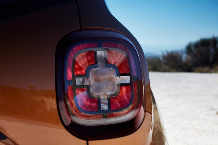 Детали экстерьера Dacia Duster 2017 года  (WW) (фото 216 из 257)